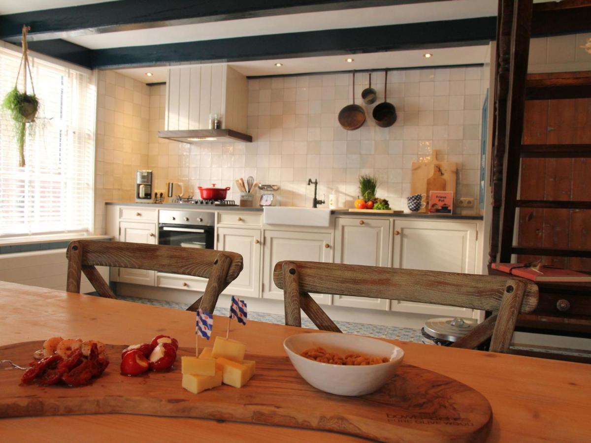 Lovely Holiday Home In Hindeloopen Esterno foto